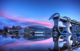 Falkirk Wheel – l’ascenseur à bateaux unique au monde